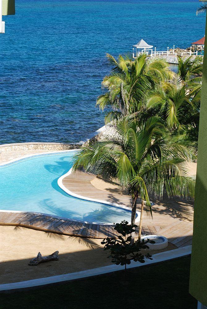 Whispering Seas Jamaica Ocho Rios Ngoại thất bức ảnh