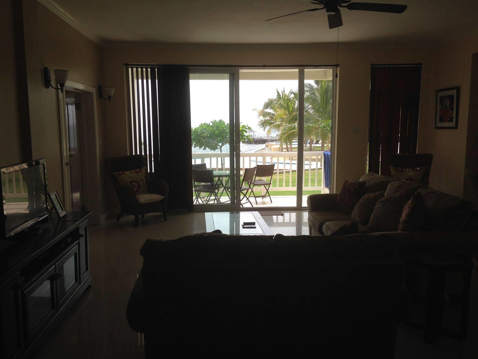 Whispering Seas Jamaica Ocho Rios Ngoại thất bức ảnh
